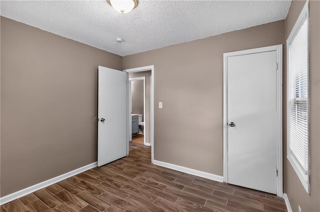 6014 Corona Avenue — photo 23