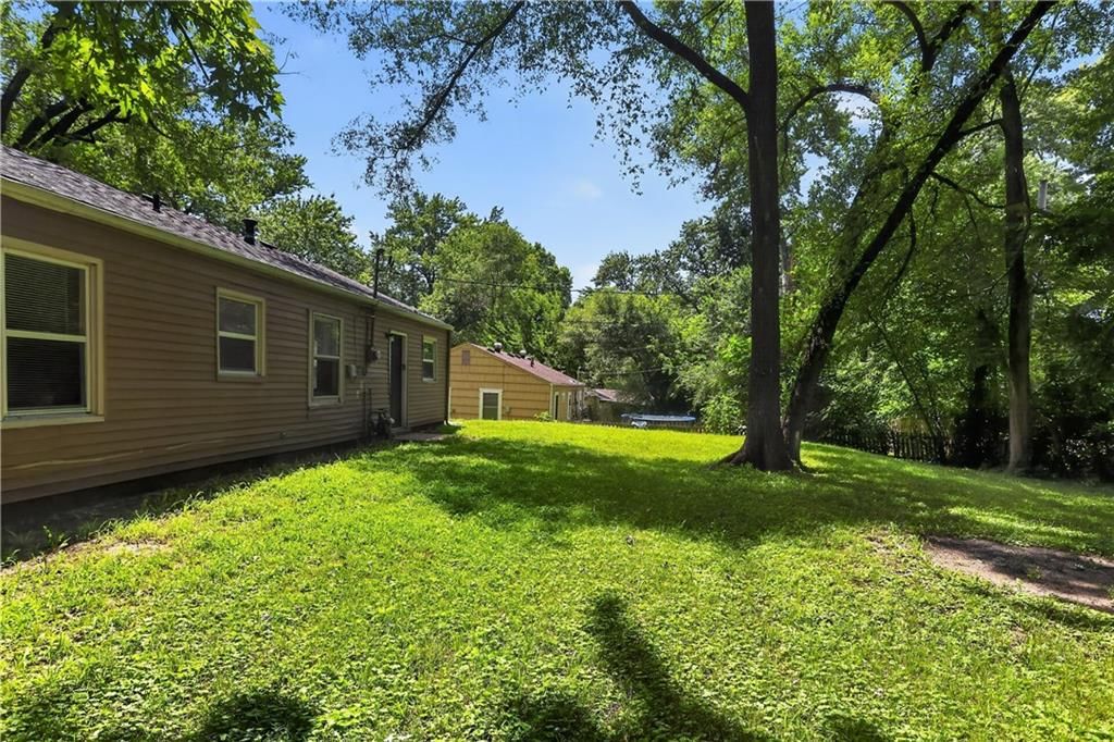 6014 Corona Avenue — photo 27