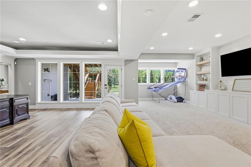 16601 Cody Street — photo 63