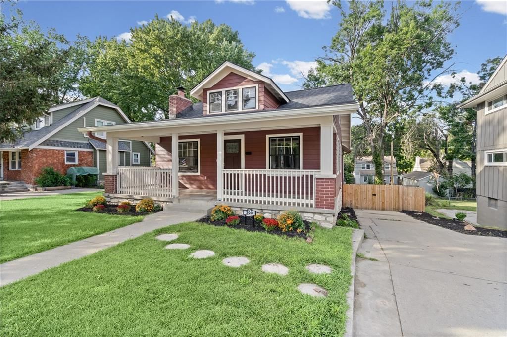 300 E. 75th Street, Kansas City, MO: listing photo 3