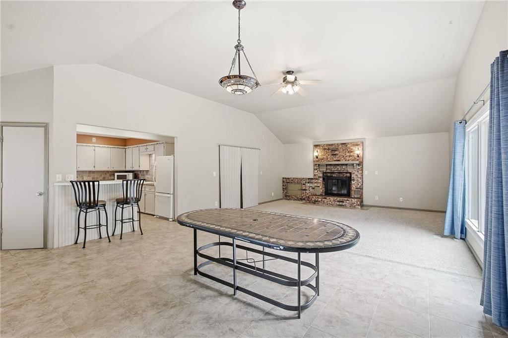 407 N Fairview Avenue — photo 18