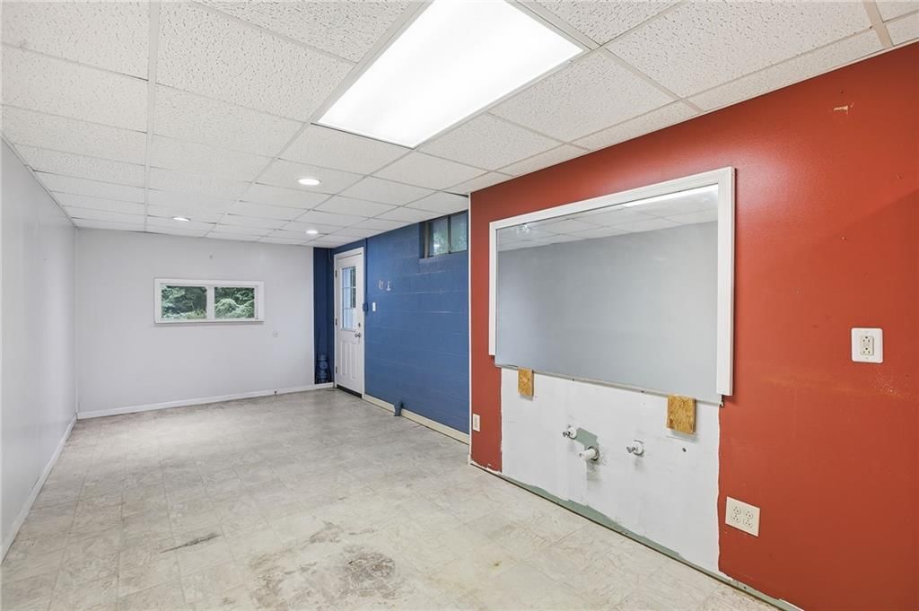 407 N Fairview Avenue — photo 33