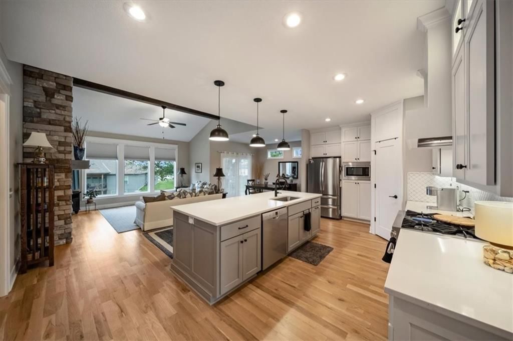 8616 Laramie Street — photo 8