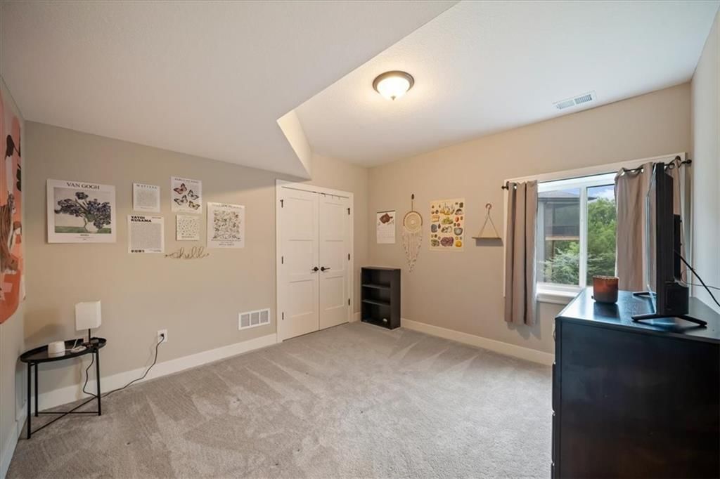 8616 Laramie Street — photo 29