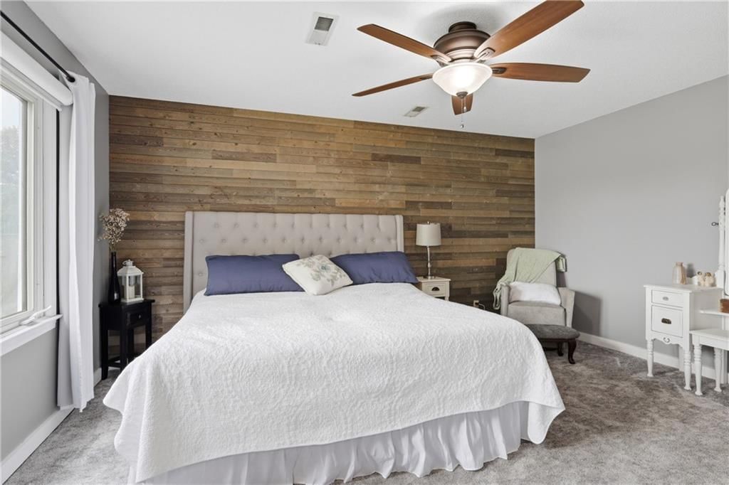 106 SE Williamsburg Drive — photo 14