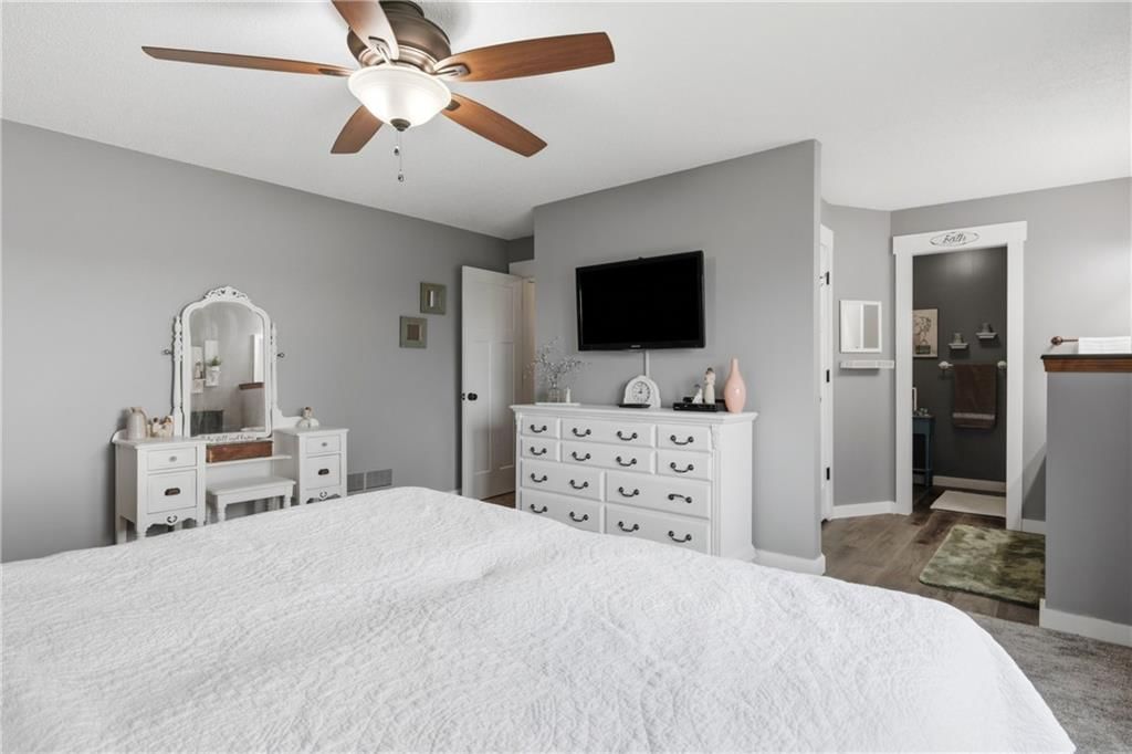 106 SE Williamsburg Drive — photo 15