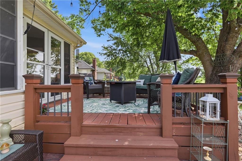 106 SE Williamsburg Drive — photo 31