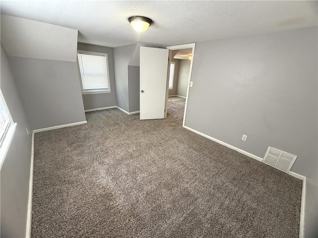 3013 S NORWOOD Avenue — photo 16