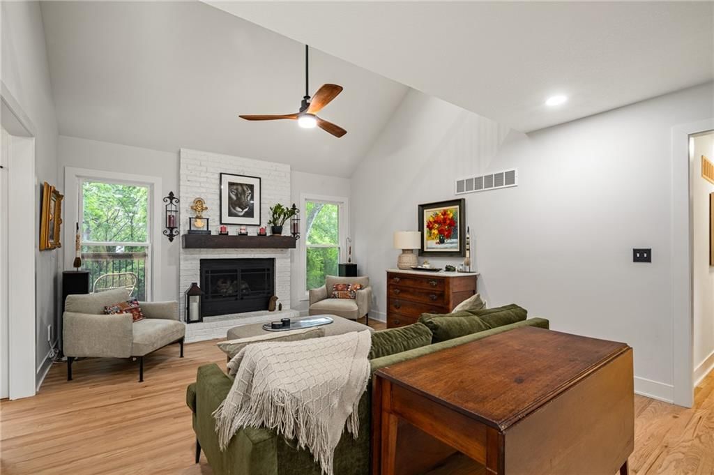 1144 NE Hunters Ridge — photo 5