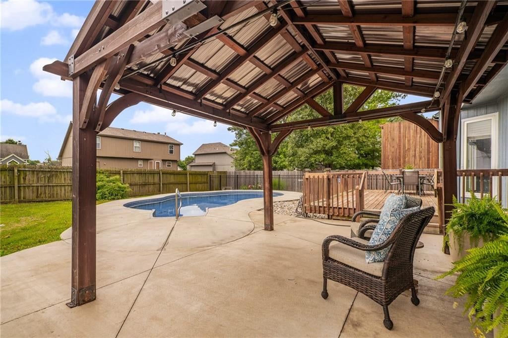 433 W Bluebird Street — photo 13