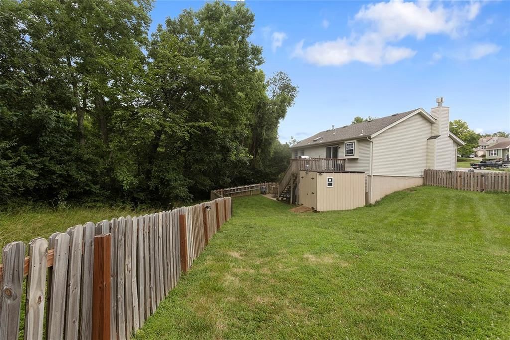 5004 NE 63rd Terrace — photo 24