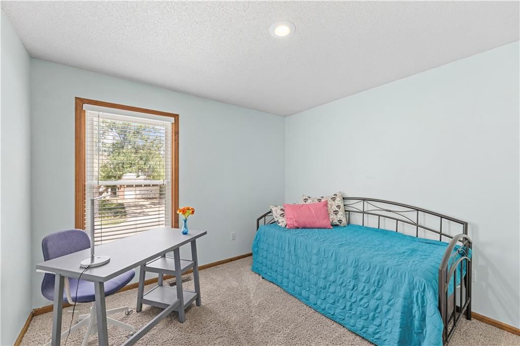 6312 Anderson Street — photo 34