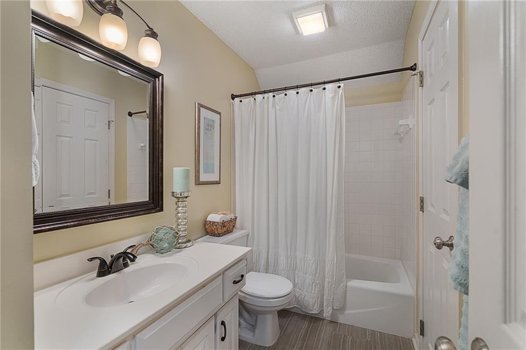 14226 W 121ST Terrace — photo 20