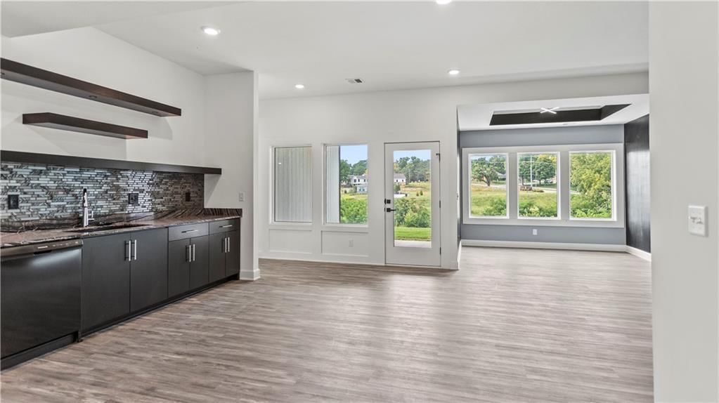 7130 Westgate Street — photo 32