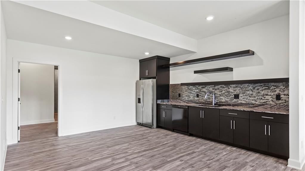 7130 Westgate Street — photo 49