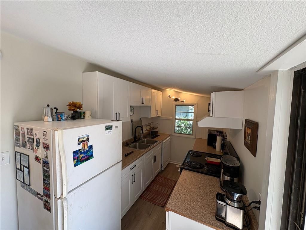 5509 Maple Street — photo 3