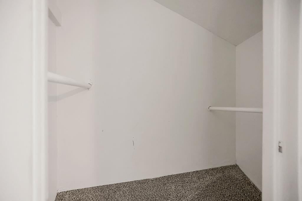 5509 Maple Street — photo 18