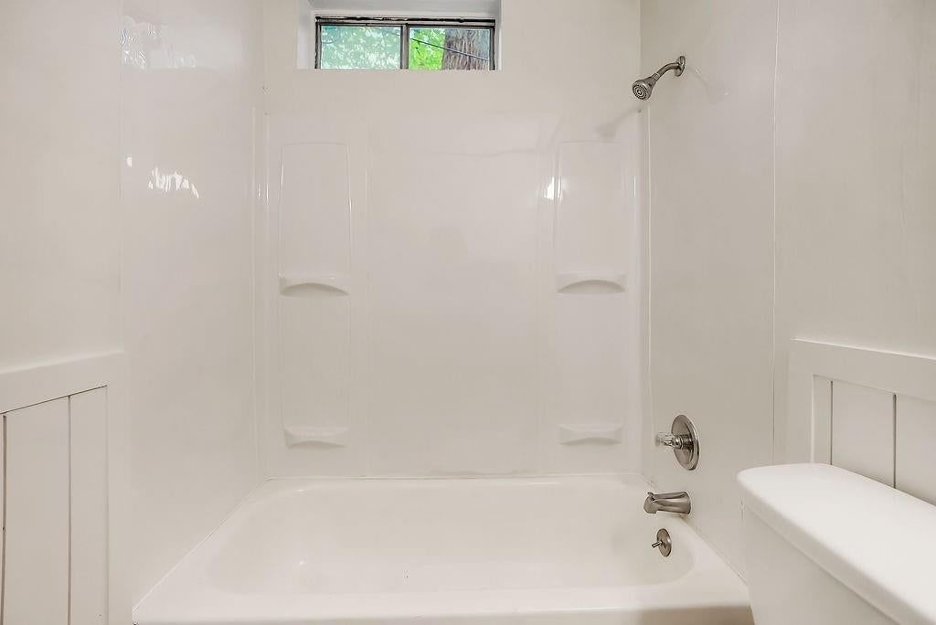 5509 Maple Street — photo 21