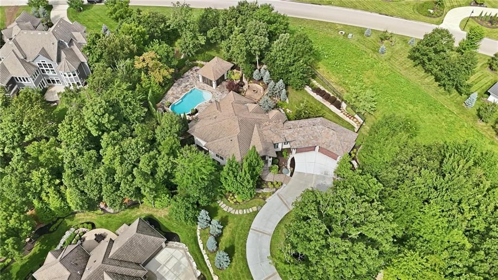 100 Dunhill Court — photo 2