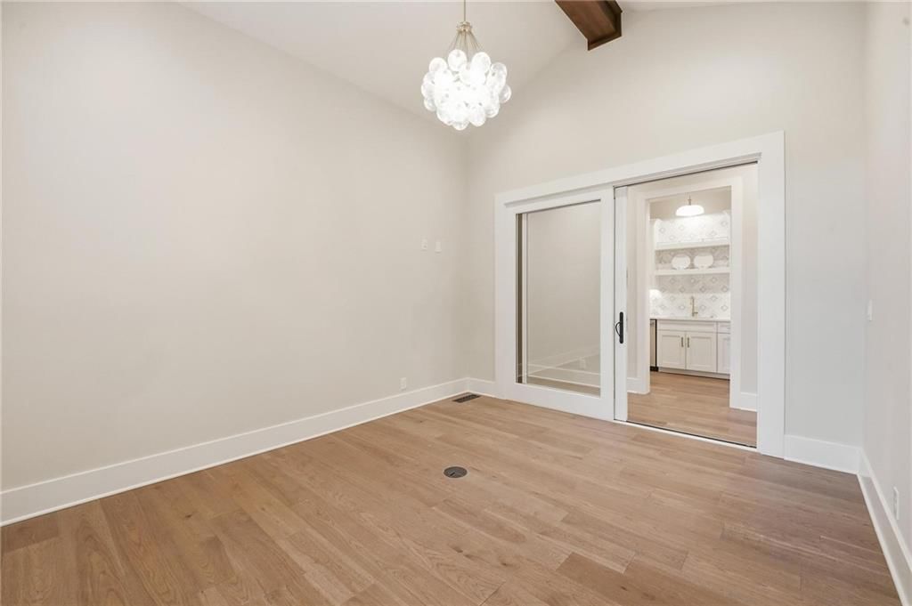 100 Dunhill Court — photo 40