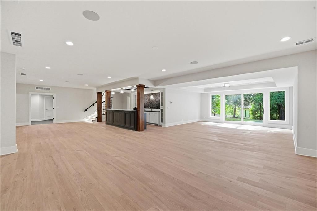 100 Dunhill Court — photo 45
