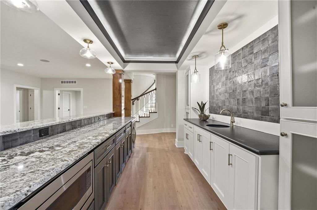 100 Dunhill Court — photo 47