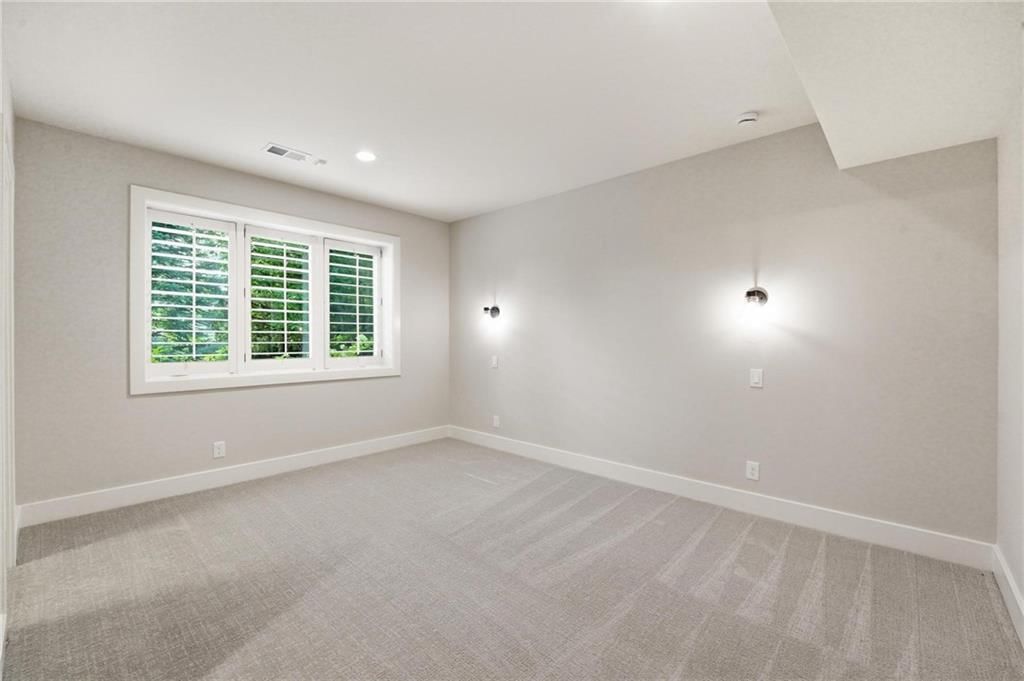 100 Dunhill Court — photo 61