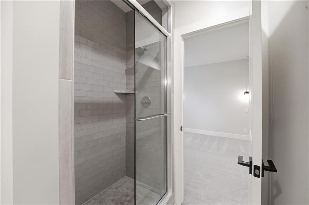 100 Dunhill Court — photo 63