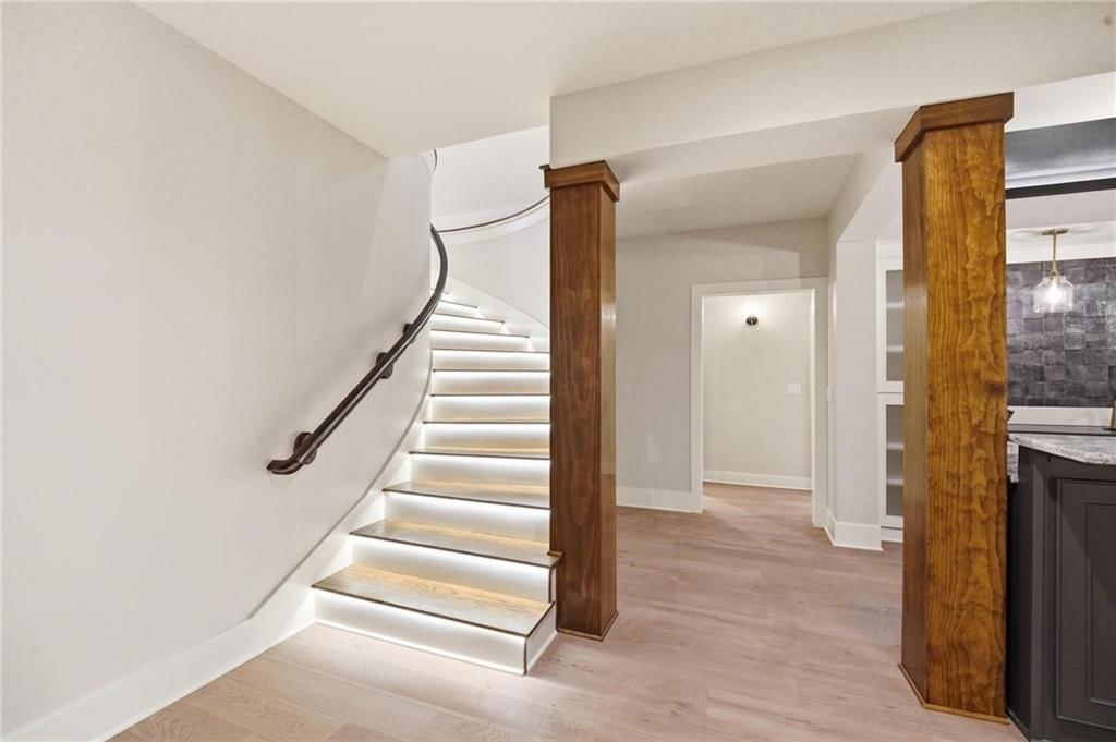100 Dunhill Court — photo 65