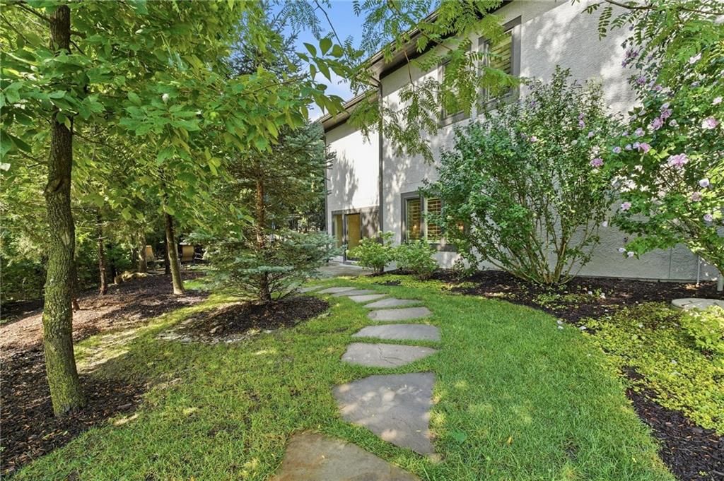 100 Dunhill Court — photo 66
