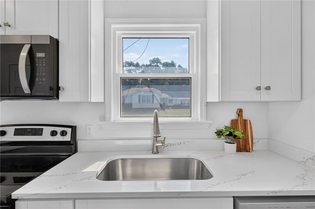4521 Gibbs Road — photo 9