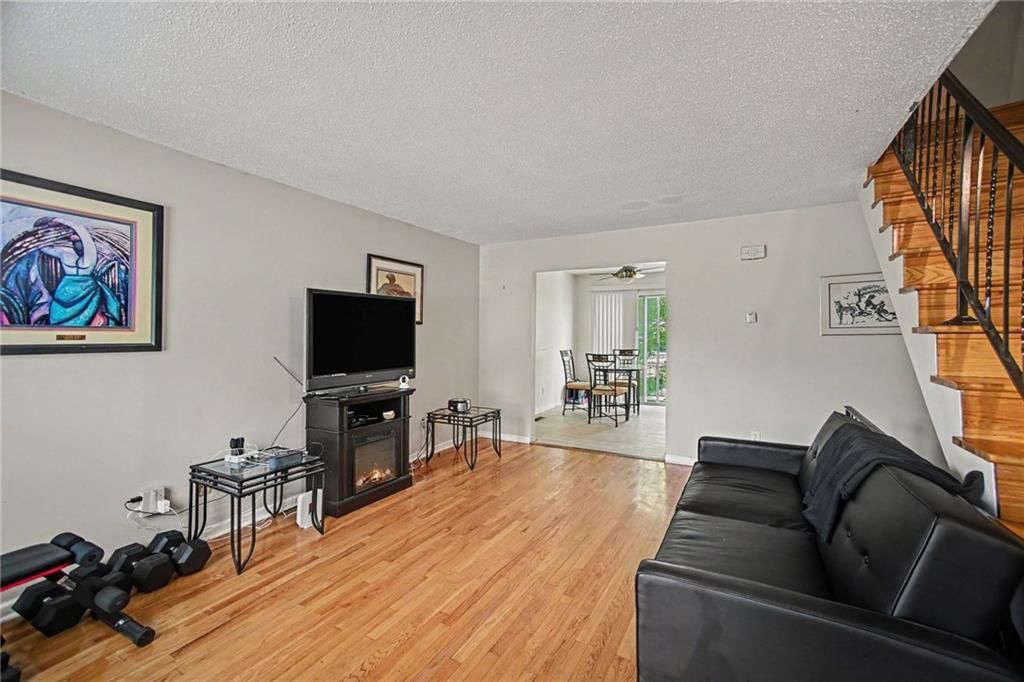 8815 Sycamore Avenue — photo 6