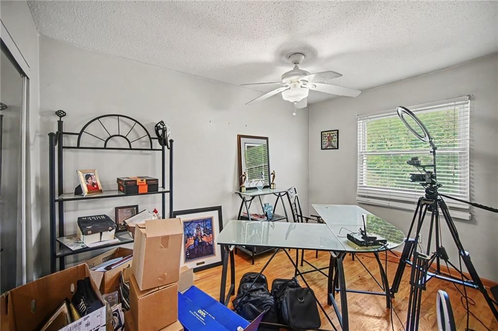 8815 Sycamore Avenue — photo 10
