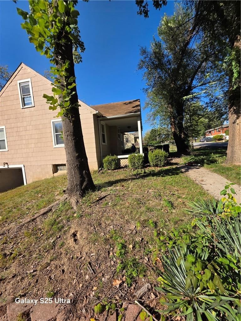 4248 NE Kelsey Road, Kansas City, MO: listing photo 2