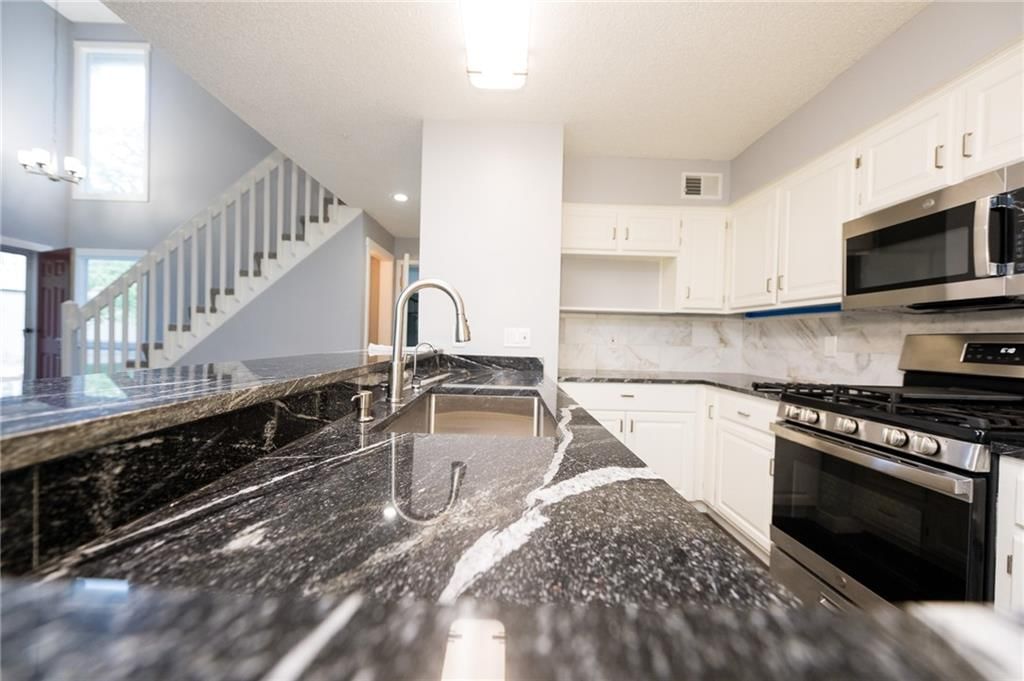 15416 Floyd Street — photo 18