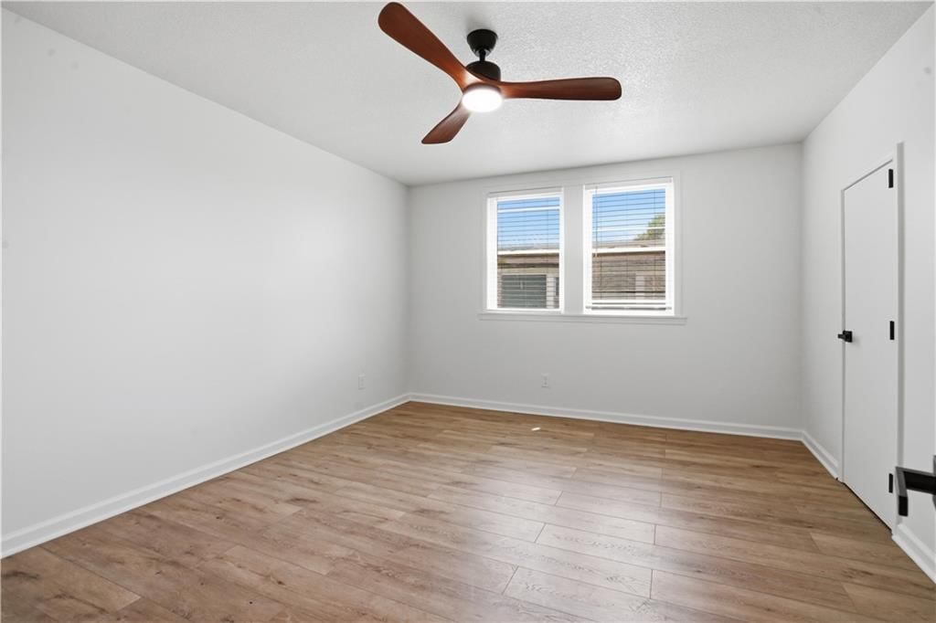 4529 Wyoming Street — photo 18