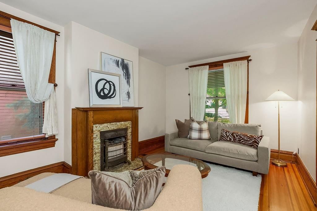 3633 Genessee Street — photo 8