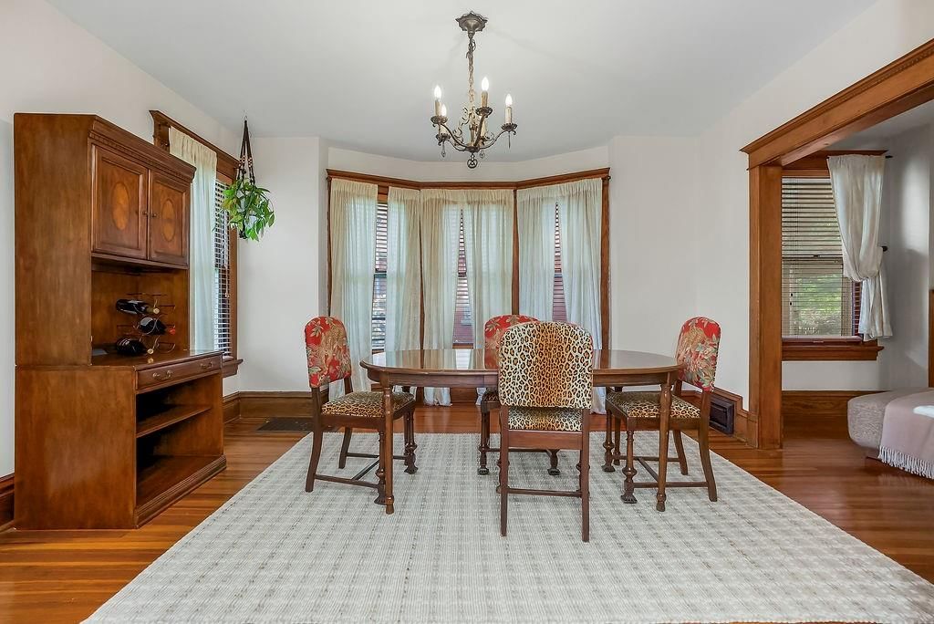 3633 Genessee Street — photo 12