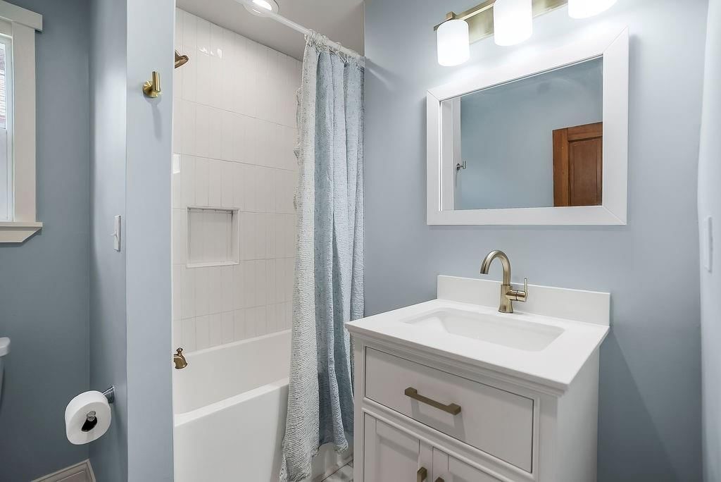 3633 Genessee Street — photo 19