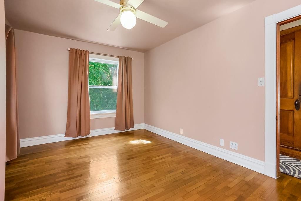 3633 Genessee Street — photo 21