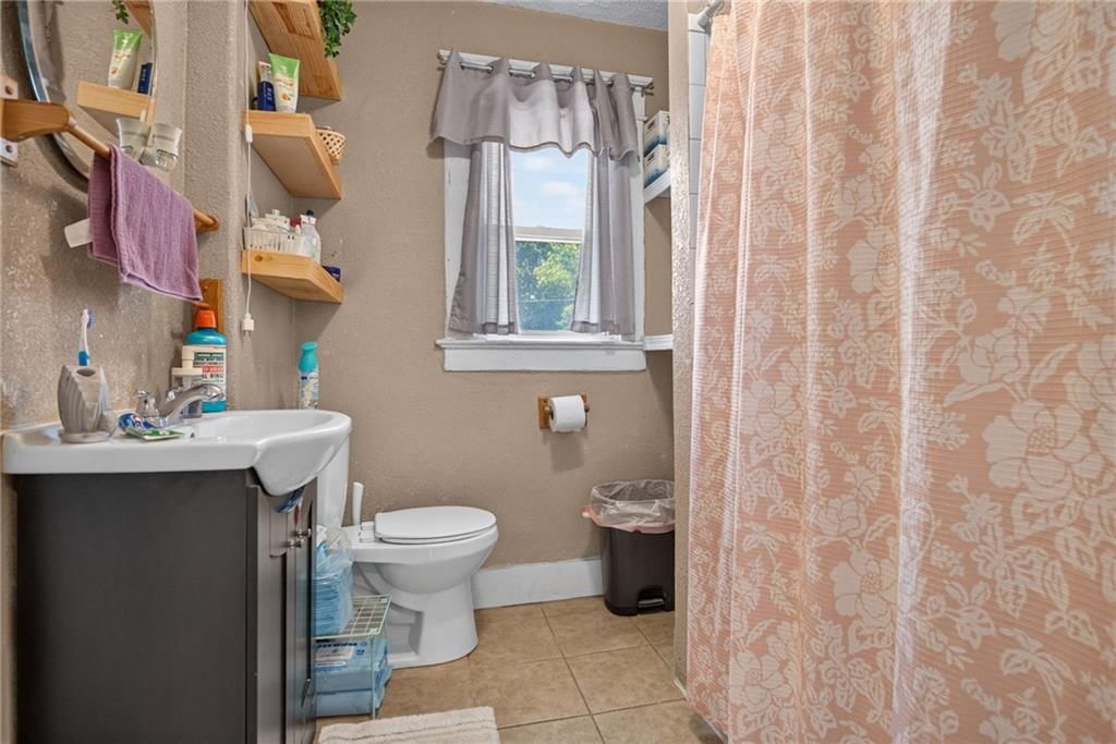 2514 East 42nd Street — photo 23