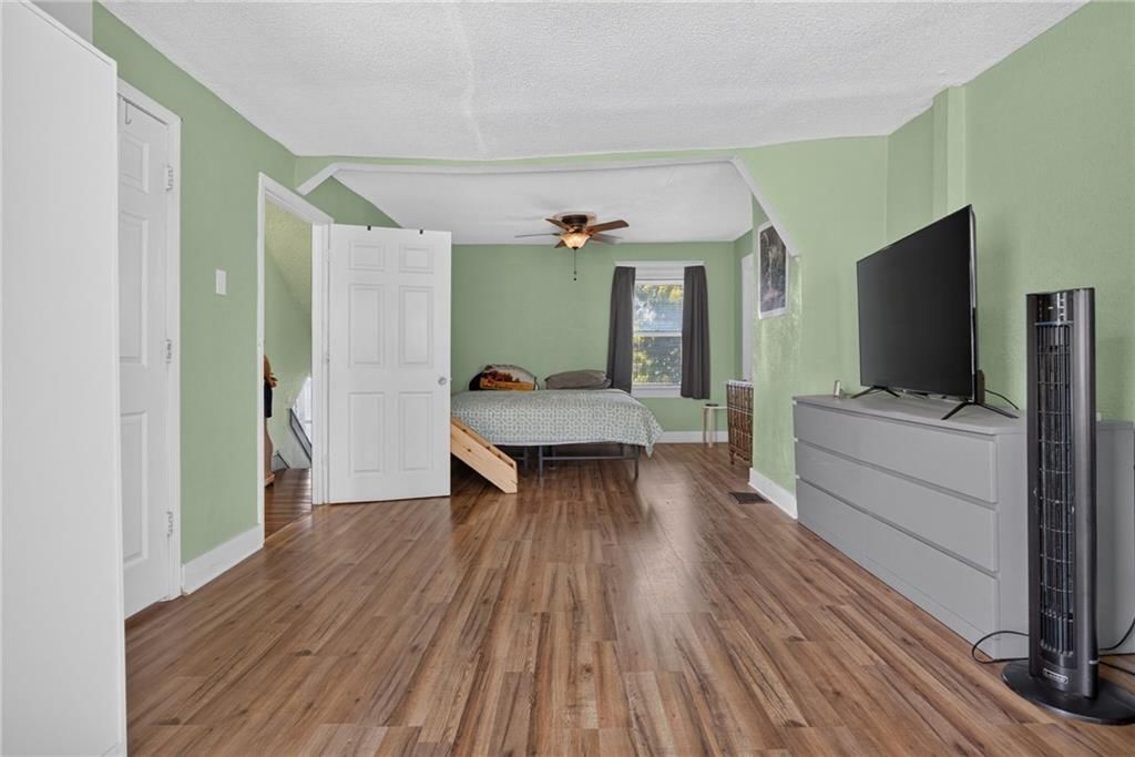 2514 East 42nd Street — photo 25