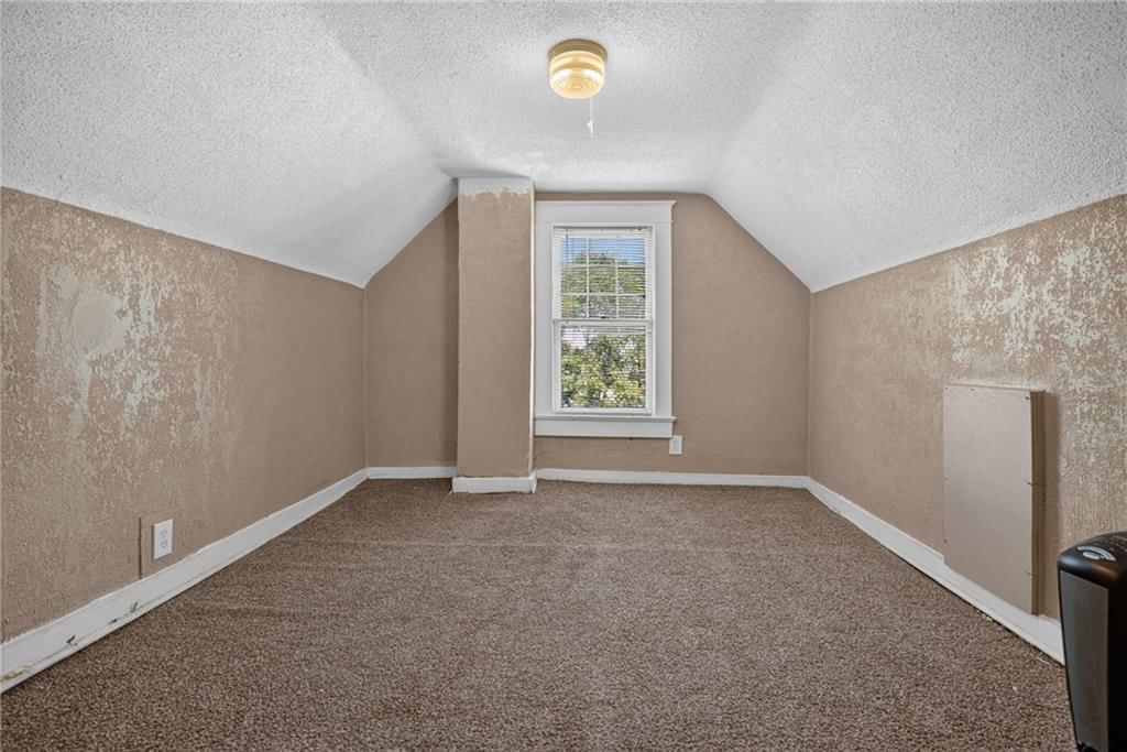 2514 East 42nd Street — photo 30