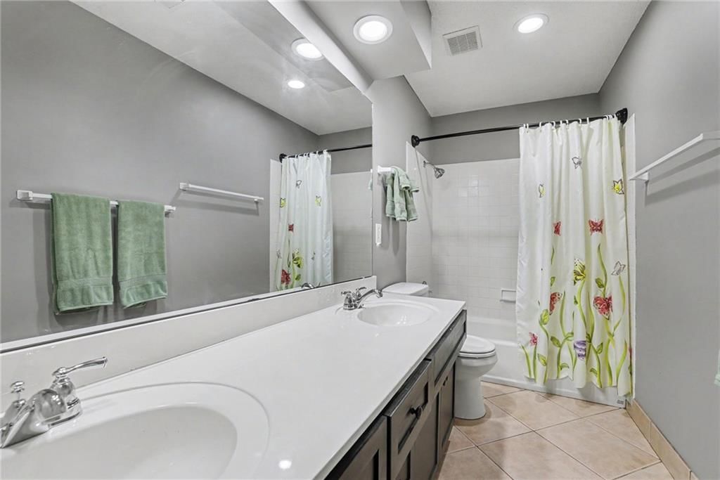 15231 Hemlock Street — photo 15