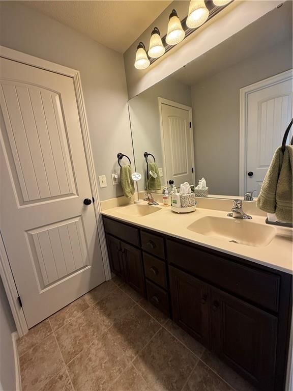 1708 NE Woodland Shores Lane — photo 27