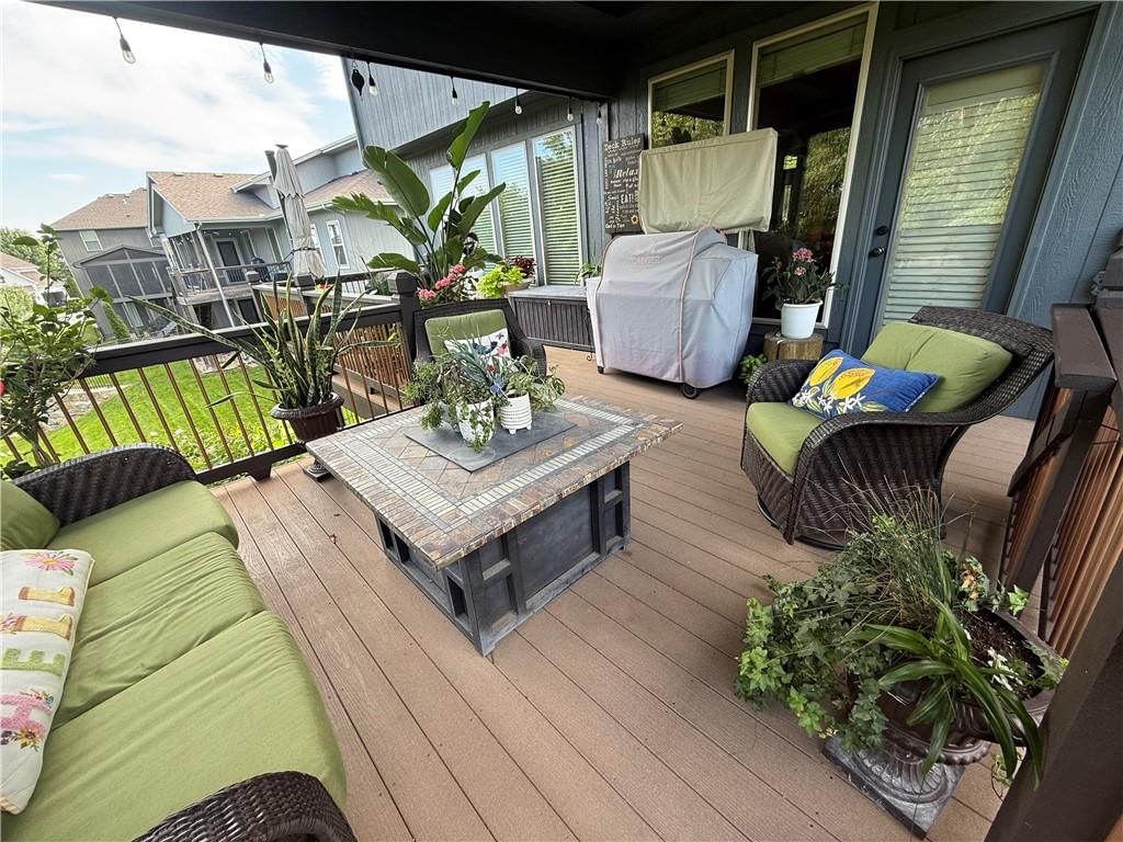 1708 NE Woodland Shores Lane — photo 39