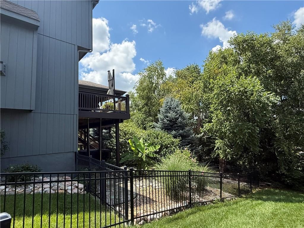 1708 NE Woodland Shores Lane — photo 43