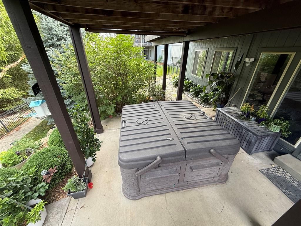 1708 NE Woodland Shores Lane — photo 45
