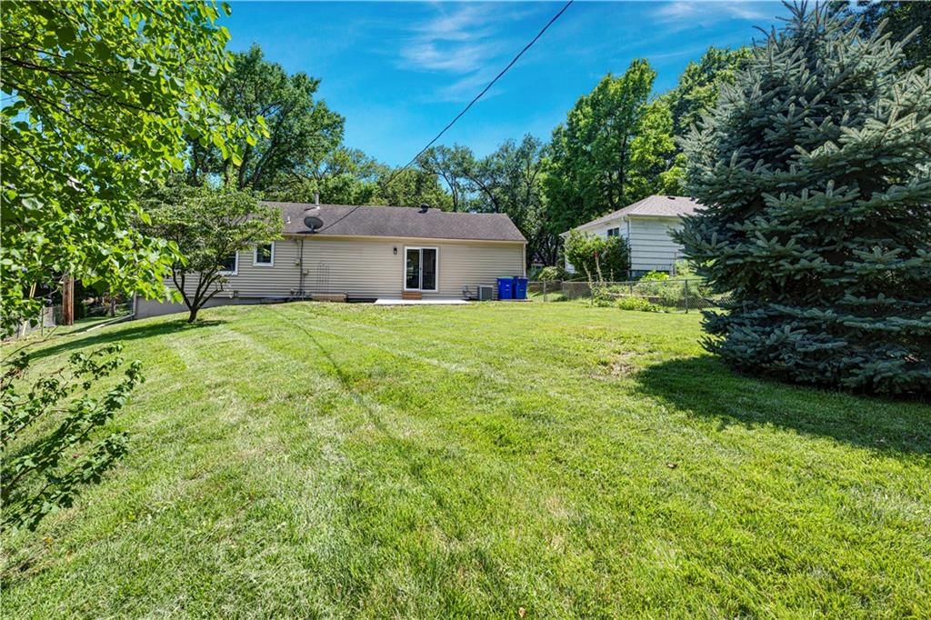 10506 Westbrooke Drive — photo 32