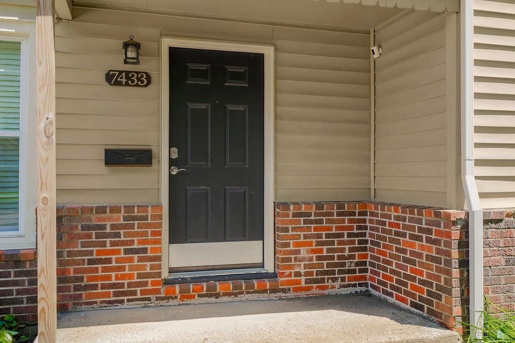 7433 Lamar Avenue — photo 3